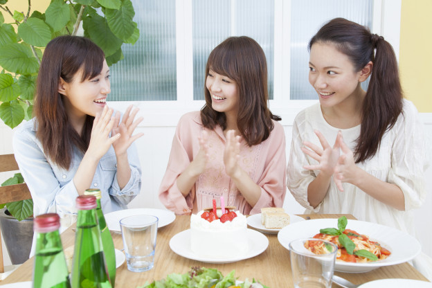 話題選びに女子トークは厳禁！